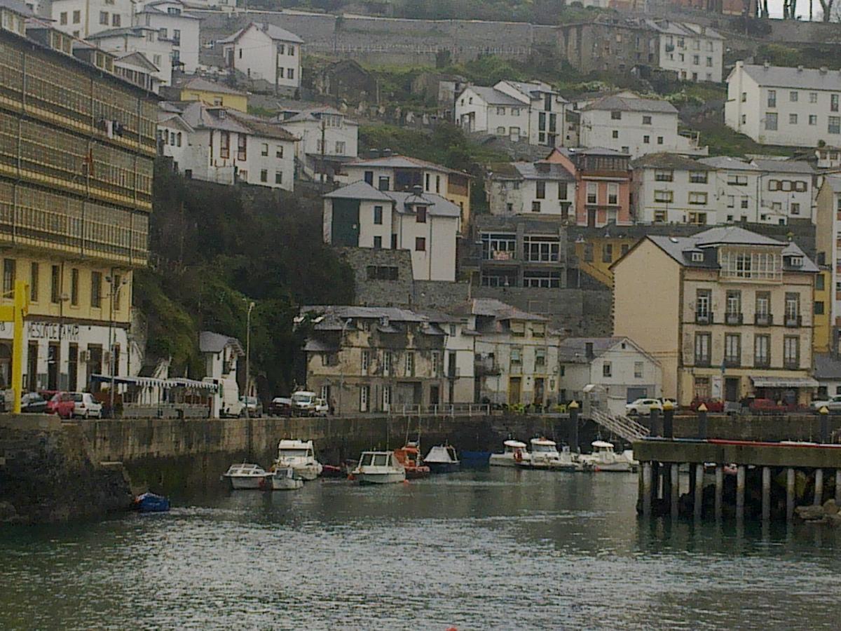 Apartamentos Turisticos Vistademar Luarca Eksteriør billede