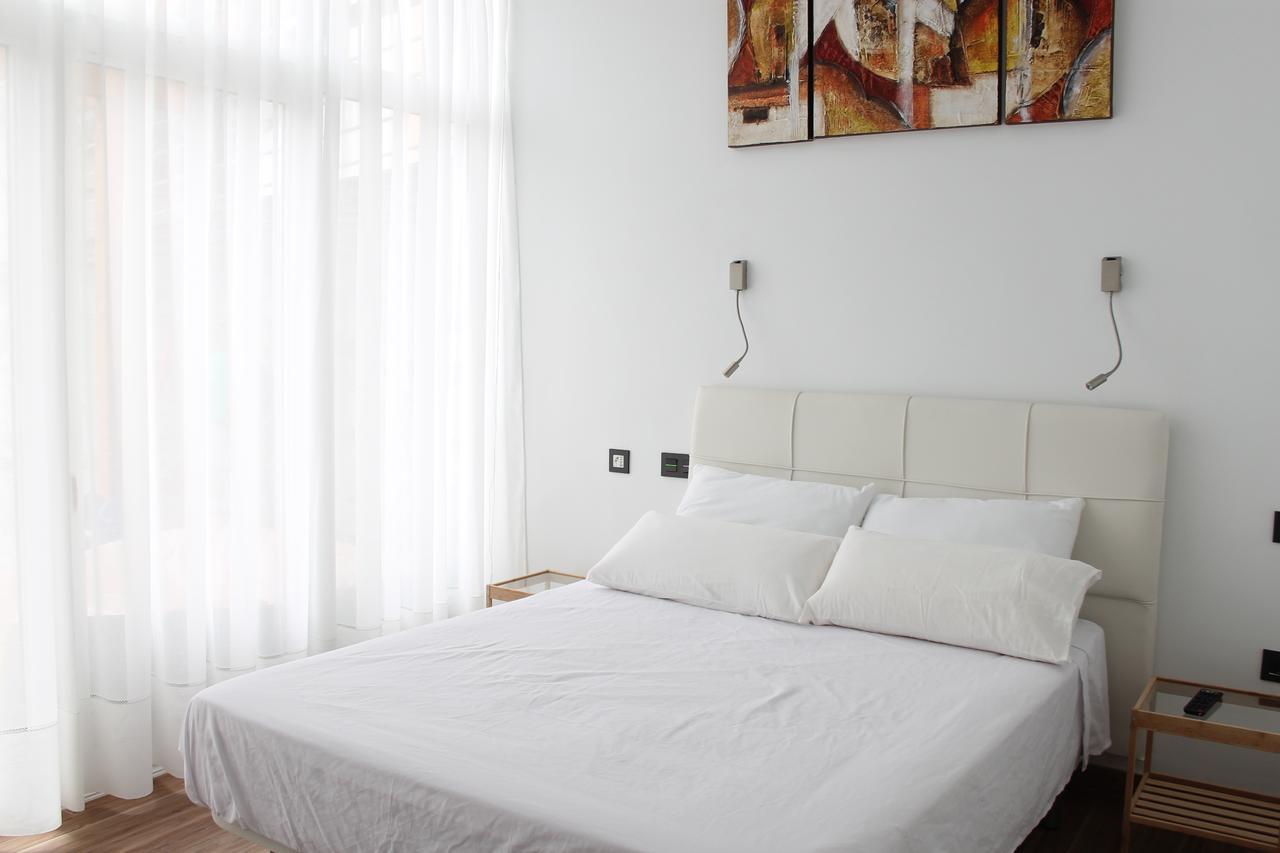 Apartamentos Turisticos Vistademar Luarca Eksteriør billede