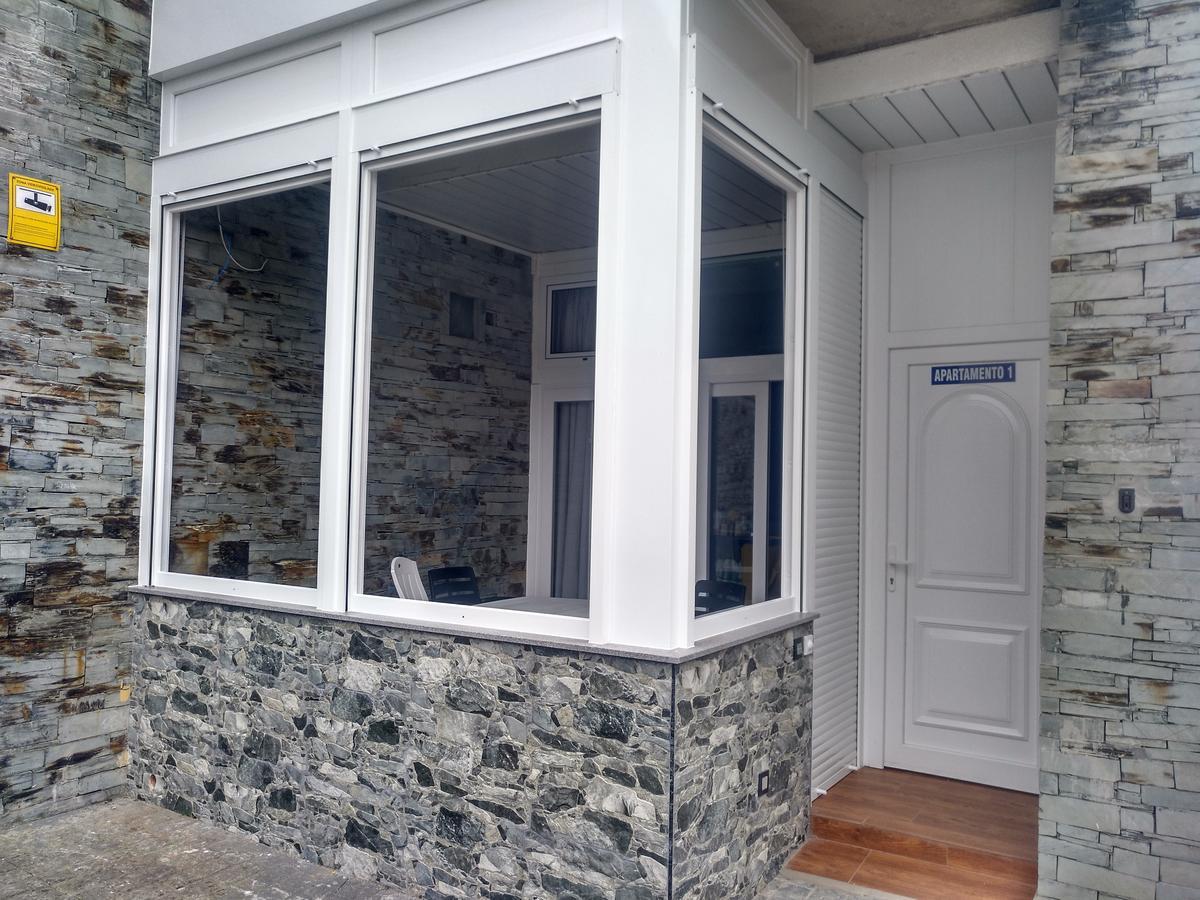 Apartamentos Turisticos Vistademar Luarca Eksteriør billede