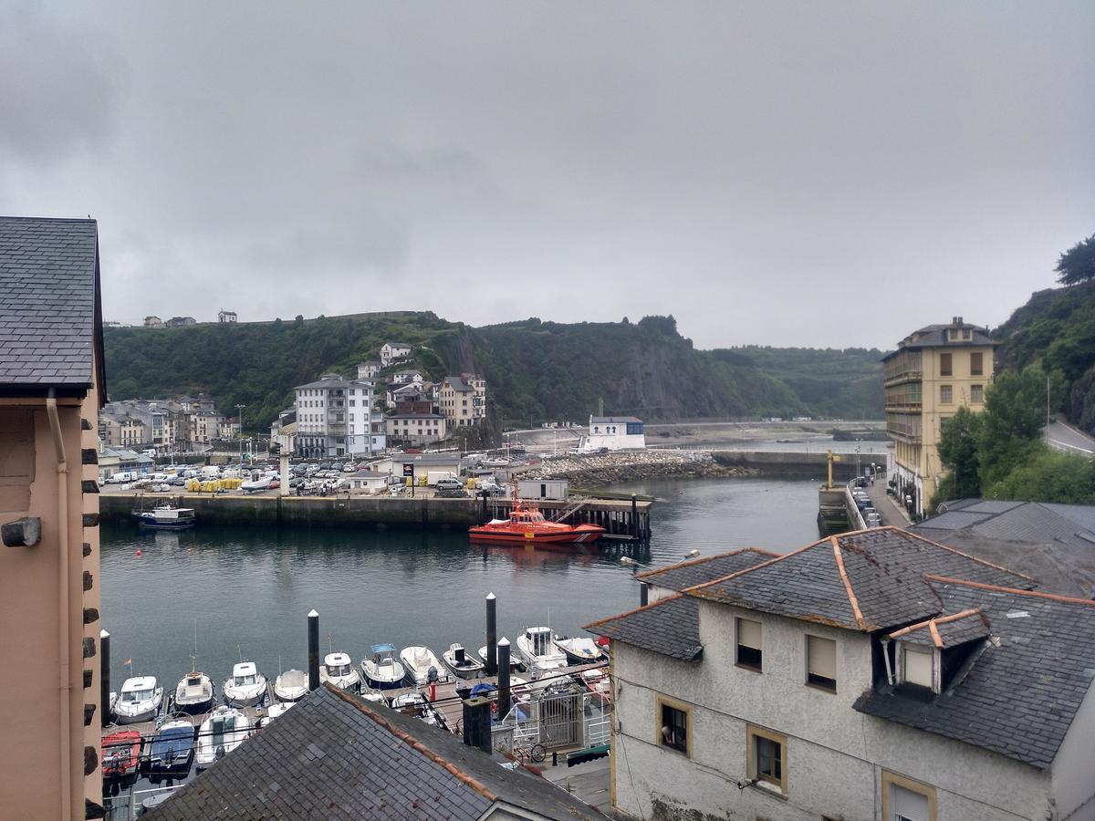 Apartamentos Turisticos Vistademar Luarca Eksteriør billede